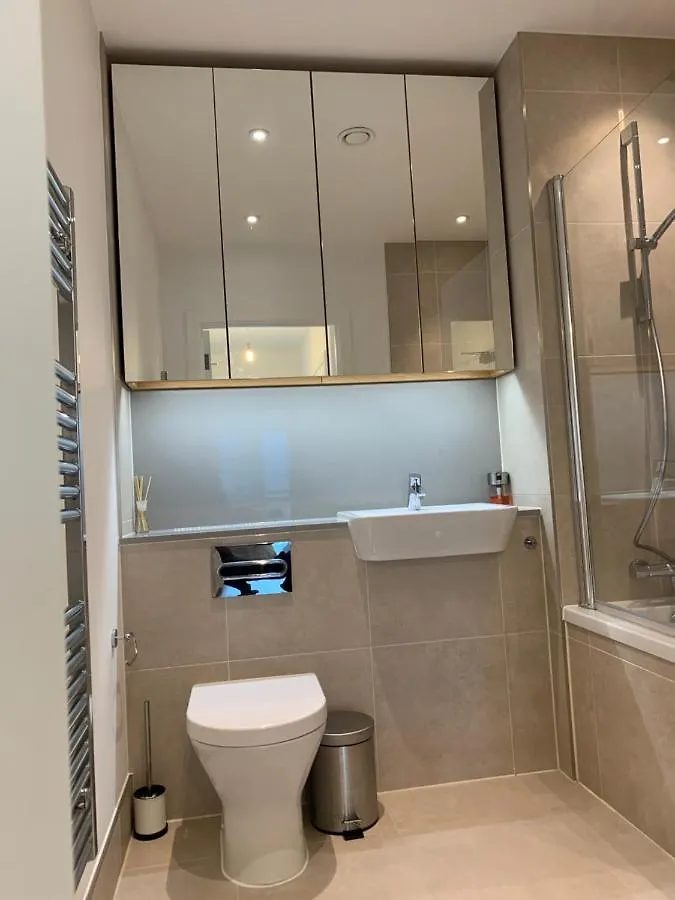 Blackwall Apartment London