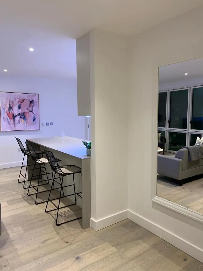 Blackwall Apartment London