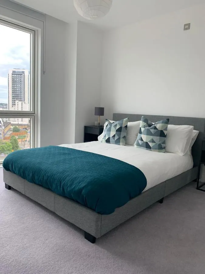 Blackwall Apartment London